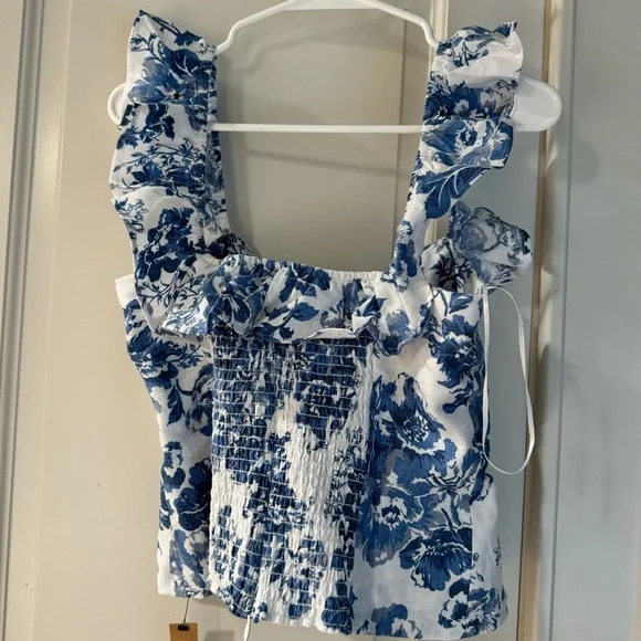 Reformation Blue and White Floral Top Size 8 NWT - Picture 5 of 6